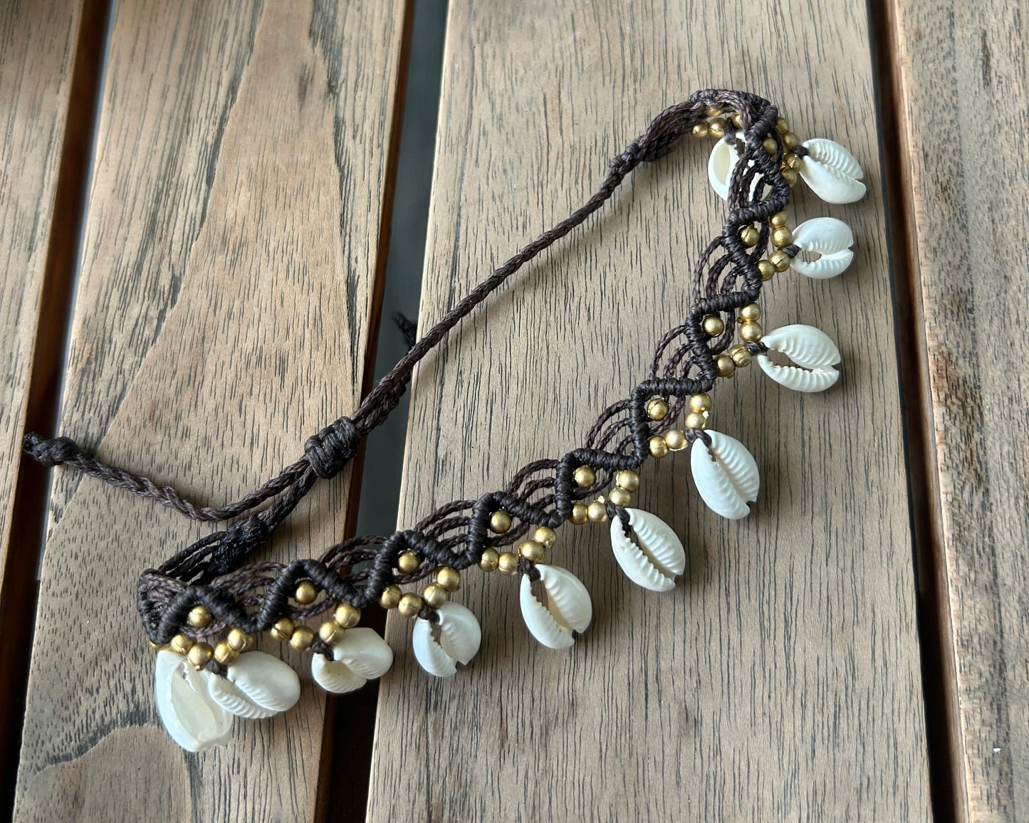 seashell macrame anklet