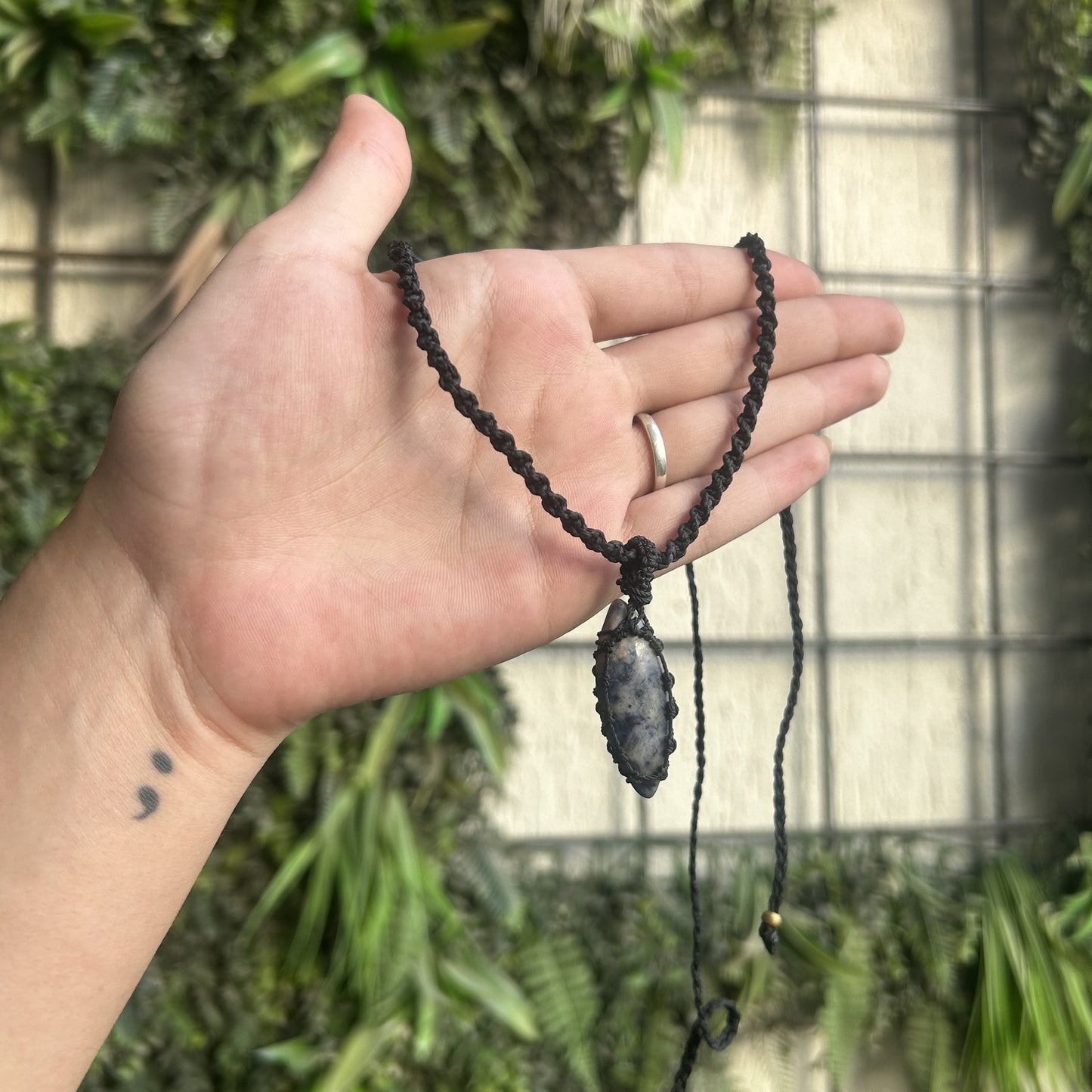 lapis lazuli macrame necklace