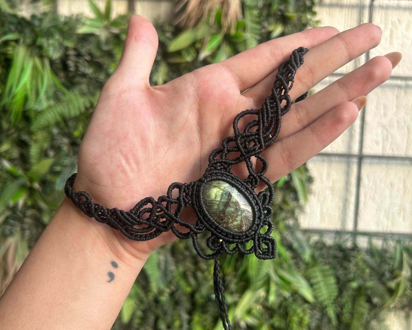 labradorite macrame choker