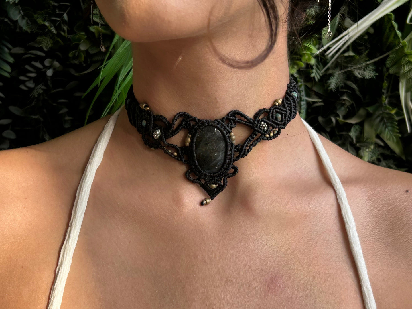 labradorite macrame choker