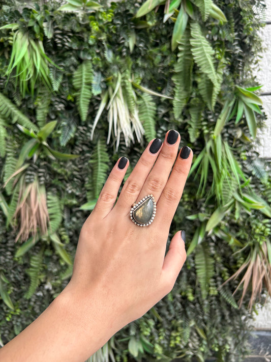 labradorite drop ring (adjustable)